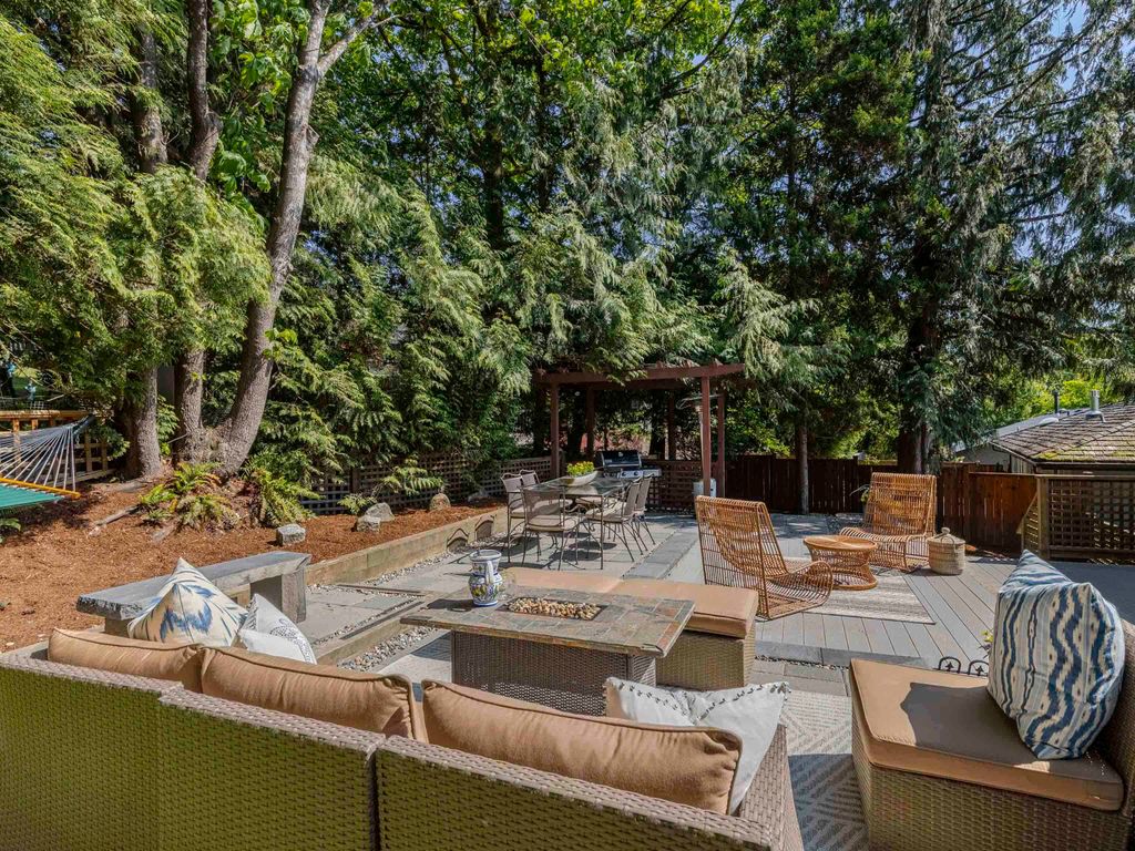 listing image 1103419329959264971