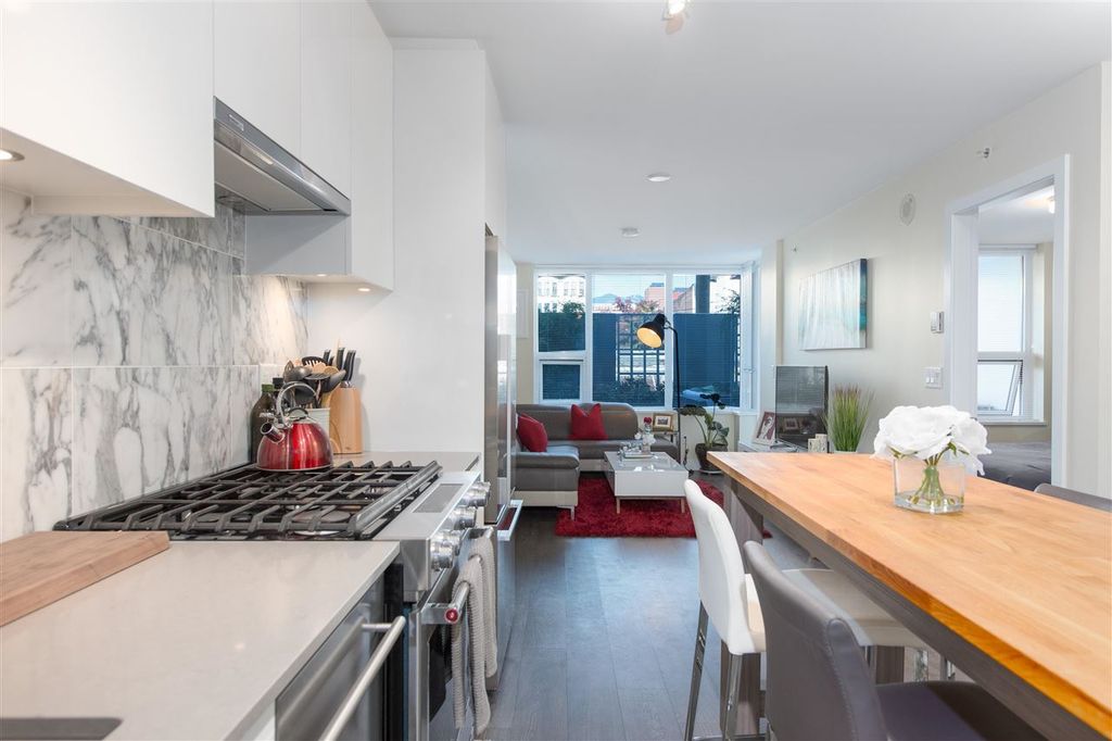 listing image 1104446289562242301
