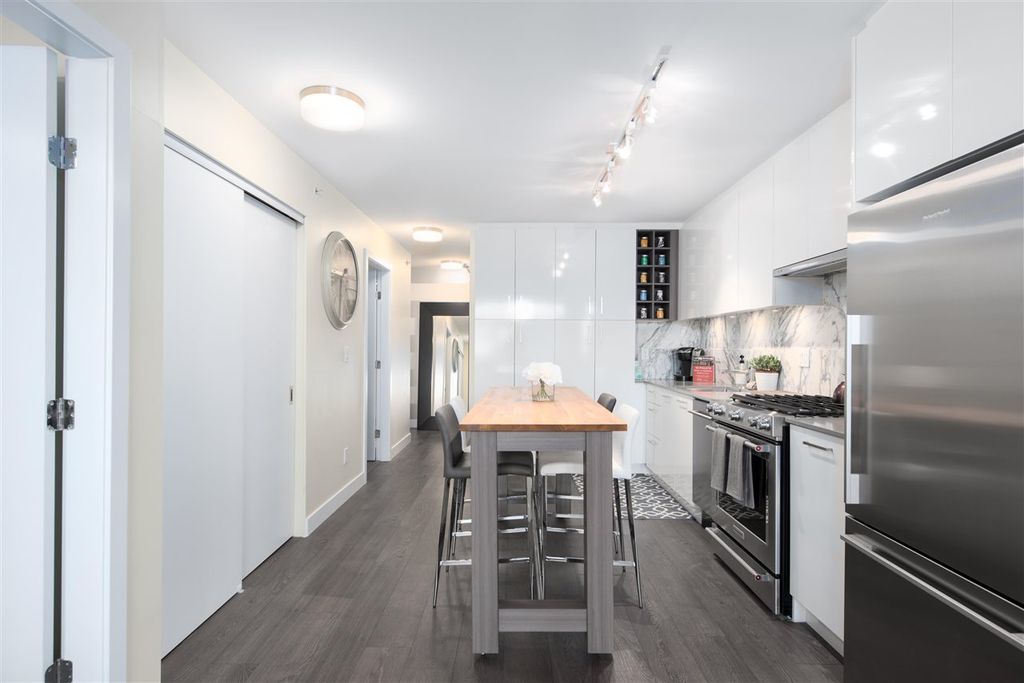listing image 1103566809423381522
