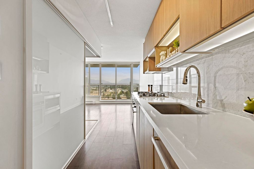 listing image 1107548253615465944