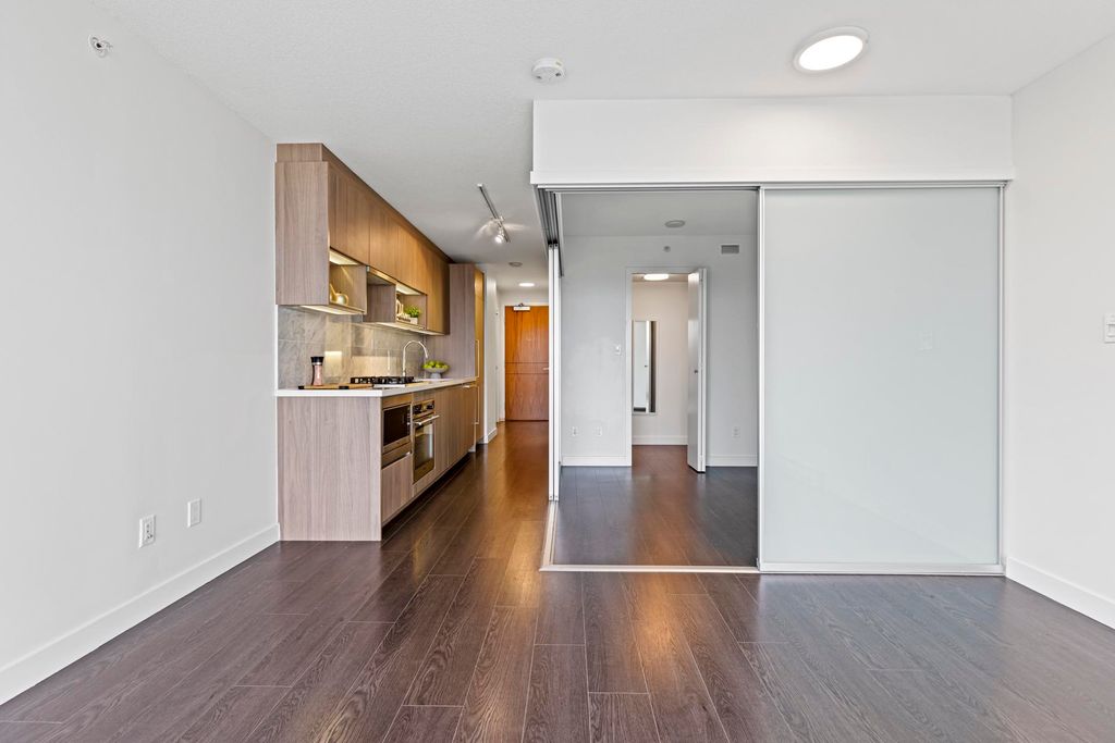 listing image 1104966313994583471