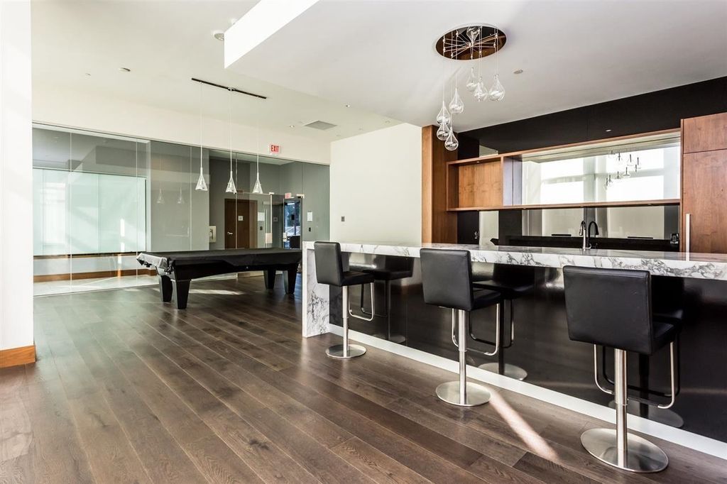 listing image 1104920304943164309