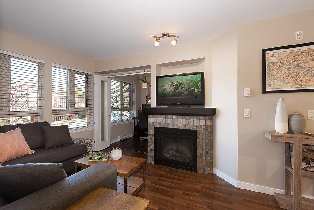 listing image 1100193105004698519