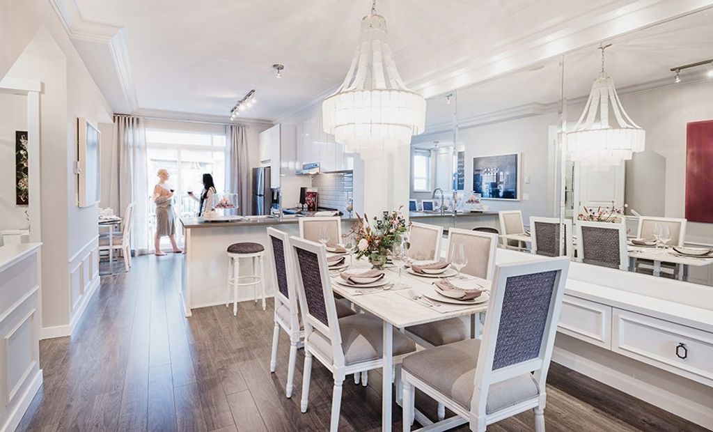 listing image 1104767777348772913