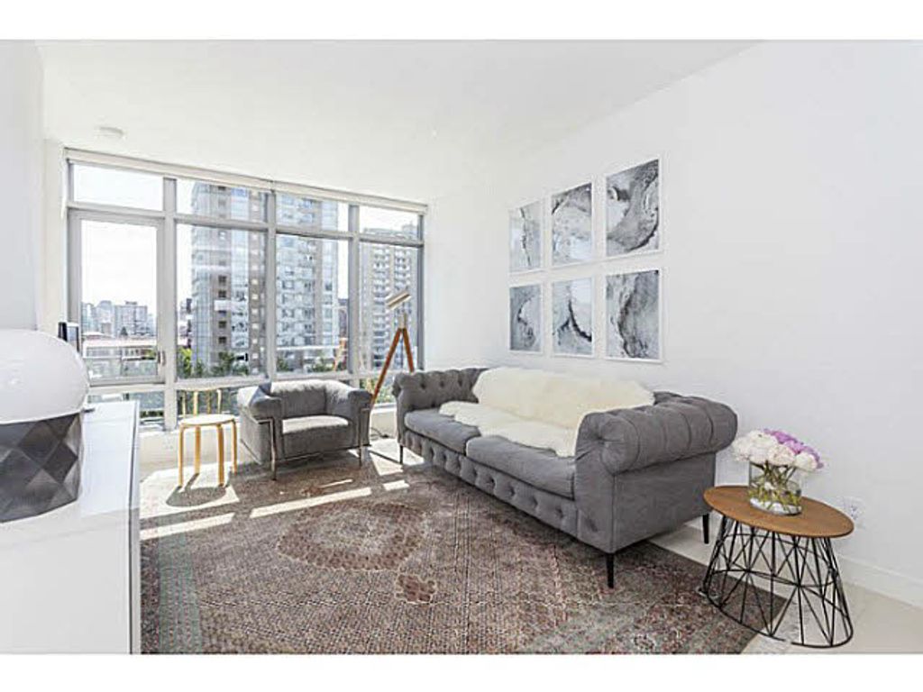listing image 1100504037983601907