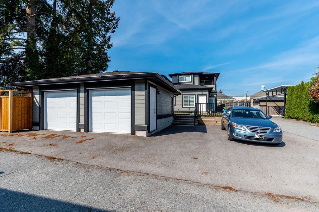 listing image 1109850421599260773