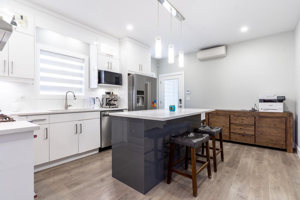 listing image 1105484967740157320