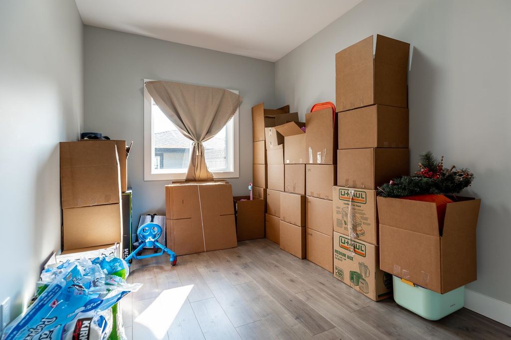 listing image 1109405923640898997