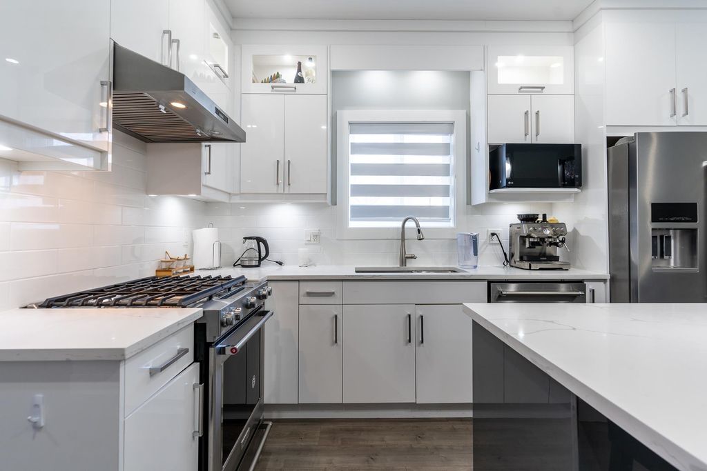 listing image 1101619189353775566