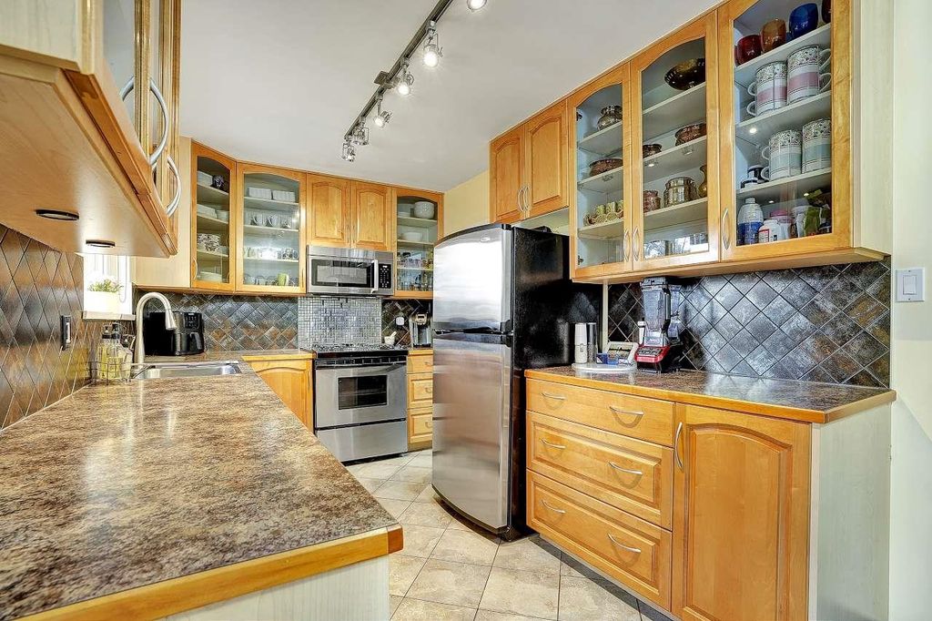 listing image 1103821932602105957