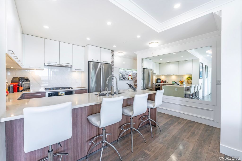 listing image 1109216489194686243