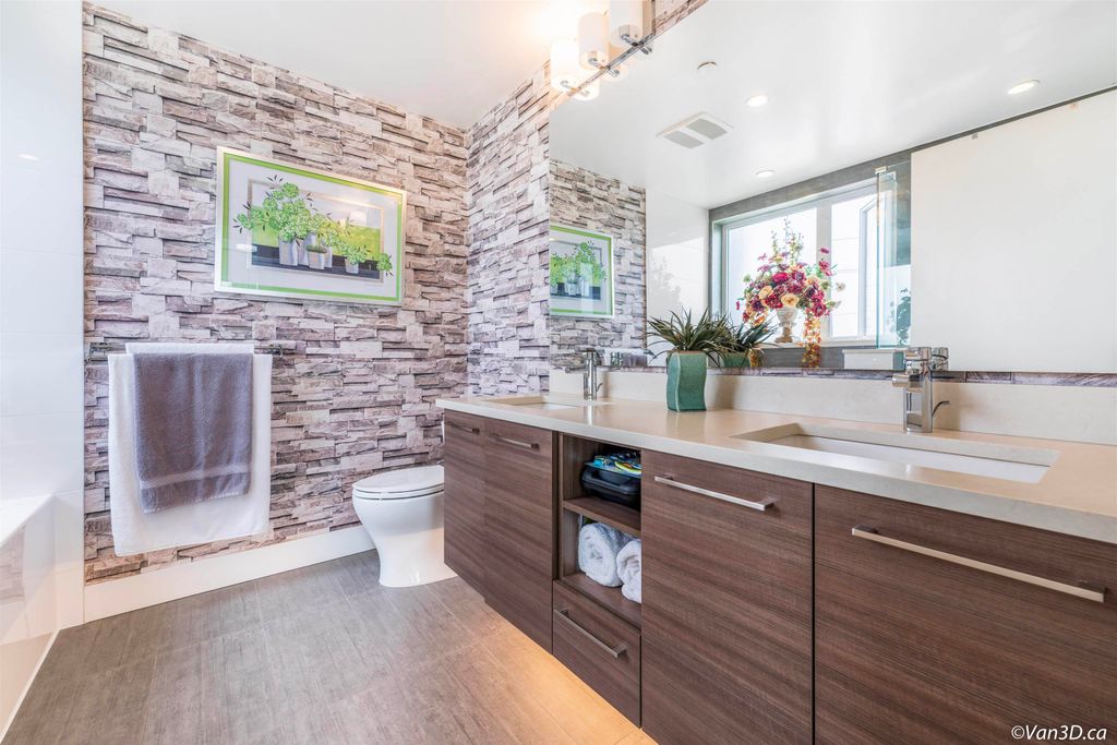 listing image 1103934933406542489