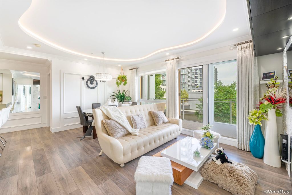 listing image 1106130709207041173