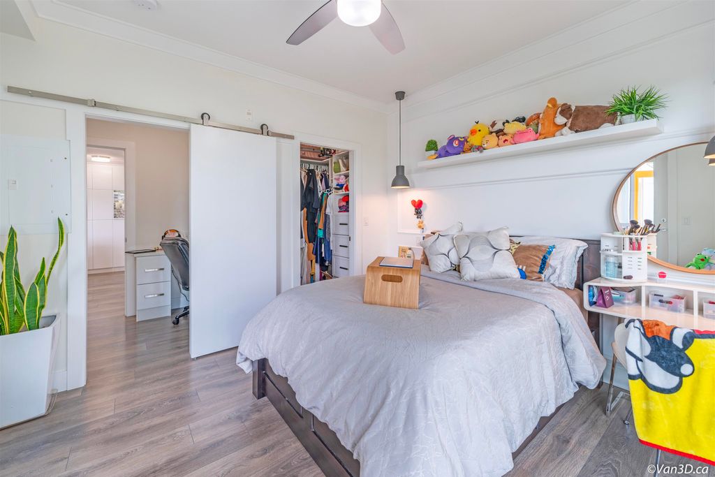 listing image 1109922285672563972