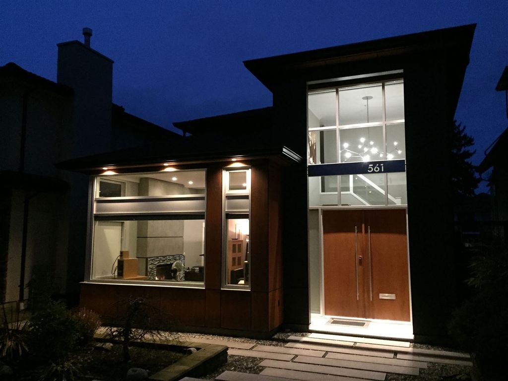 listing image 1102348772516415025