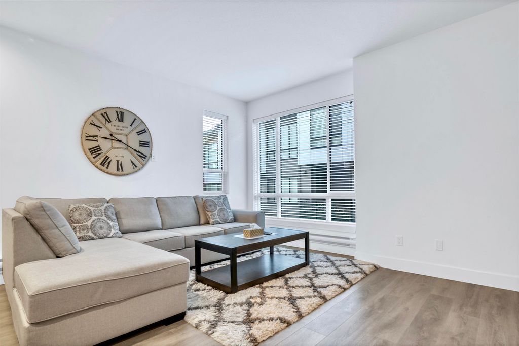 listing image 1100303395012964740