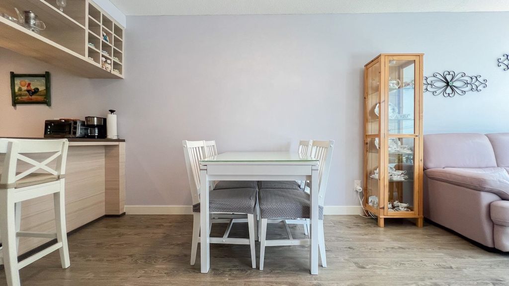 listing image 1106838499417070969