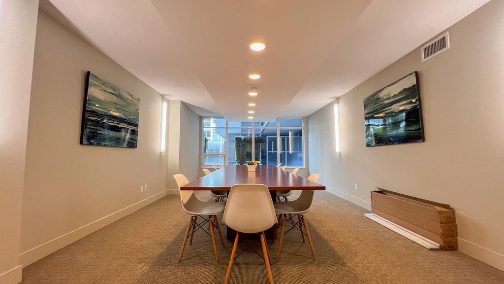 listing image 1109434085292497730