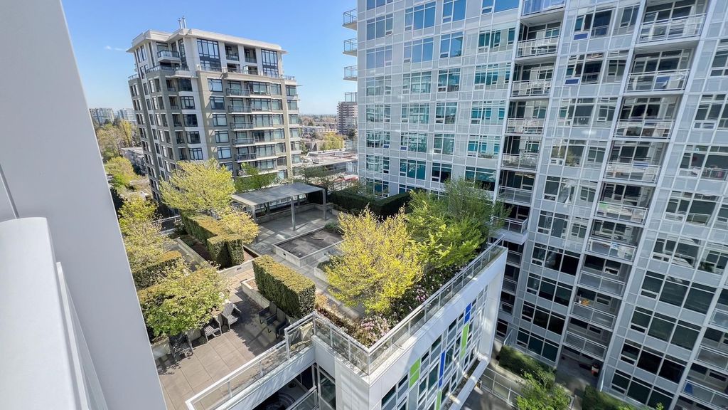 listing image 1102410283569022370