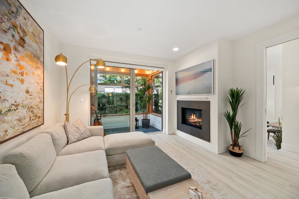 listing image 1105047060427315966