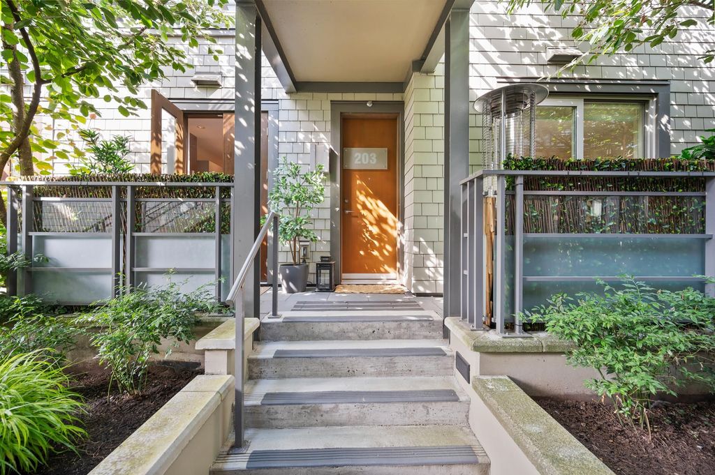 listing image 1103488160890697913