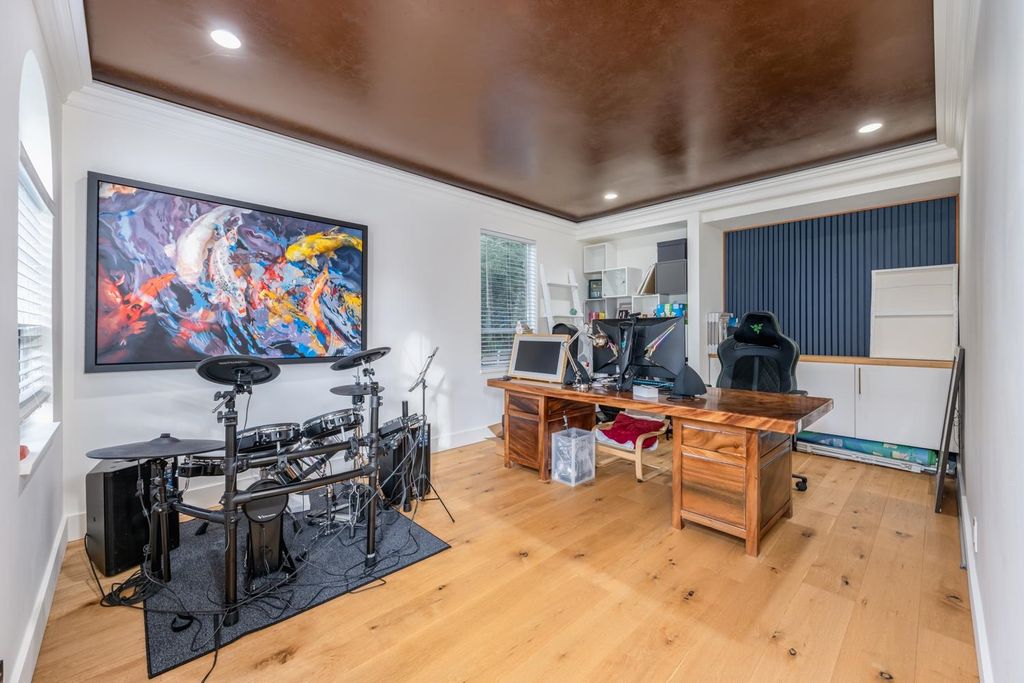 listing image 1104304108297297235