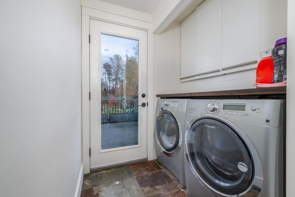 listing image 1102499190637306294