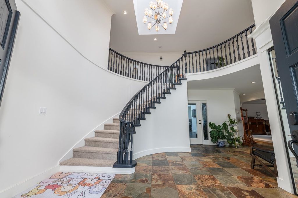 listing image 1101903008886384879