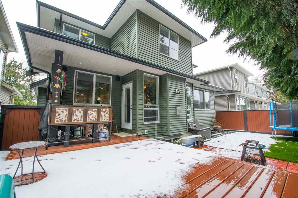 listing image 1104345692769269235