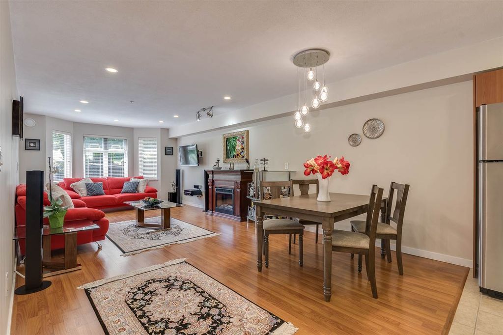 listing image 1104340896485800009