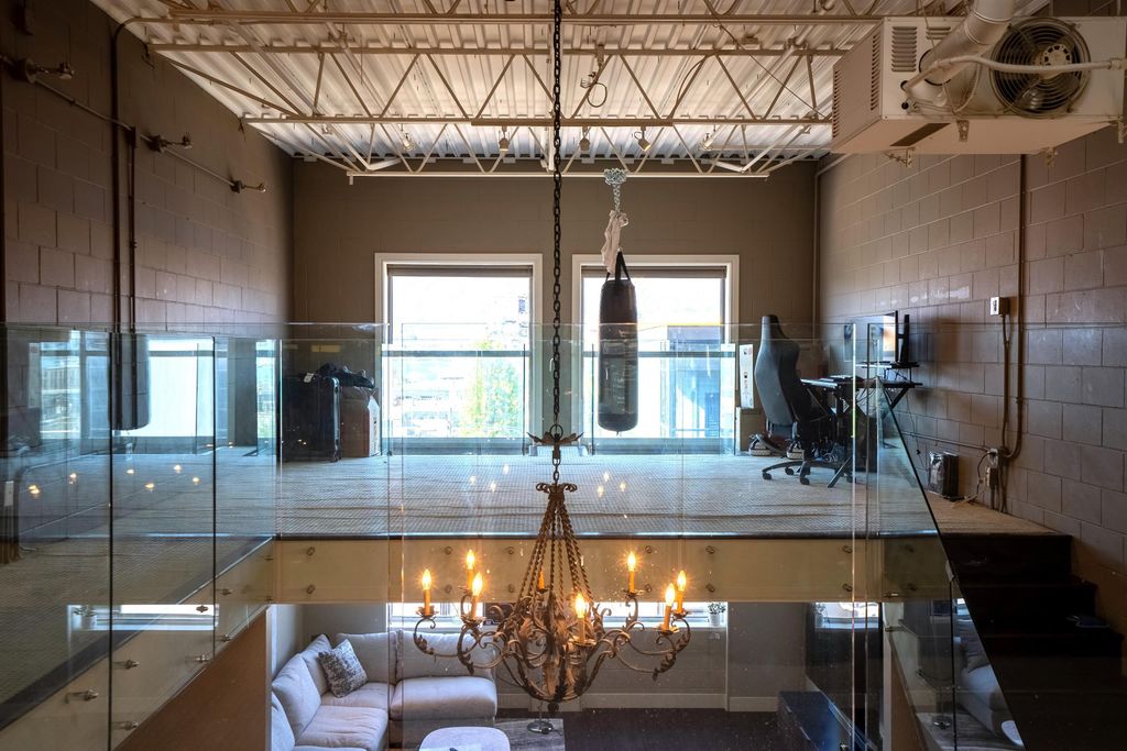 listing image 1108503548352696294