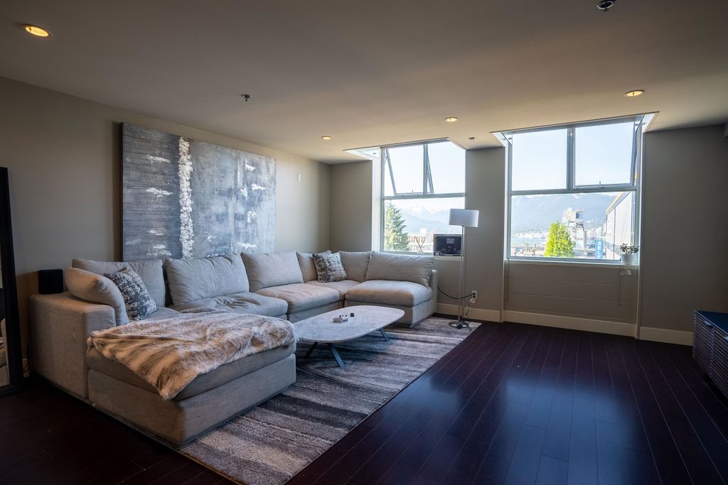 listing image 1103226760604933036