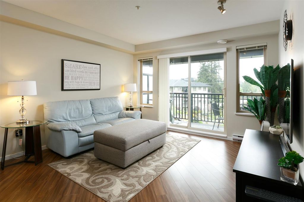 listing image 1103556537876894576