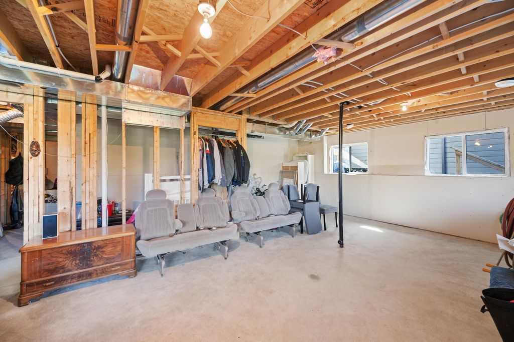 listing image 1100263208081247053