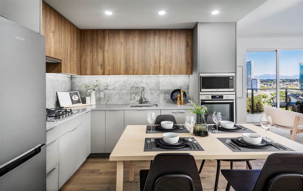 listing image 1107765840282395944