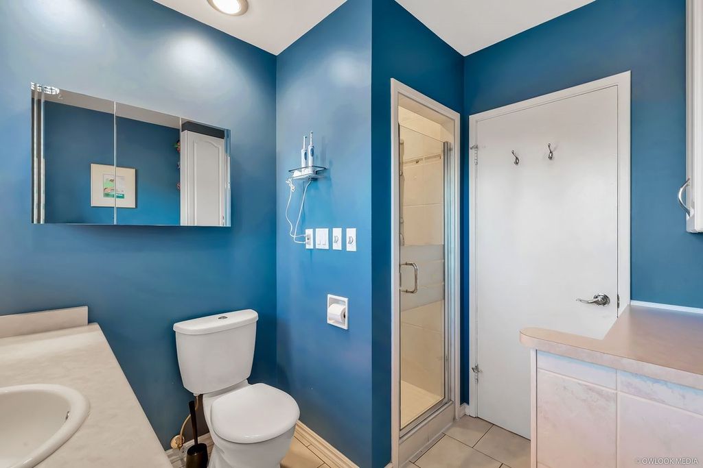 listing image 1109109586043065773