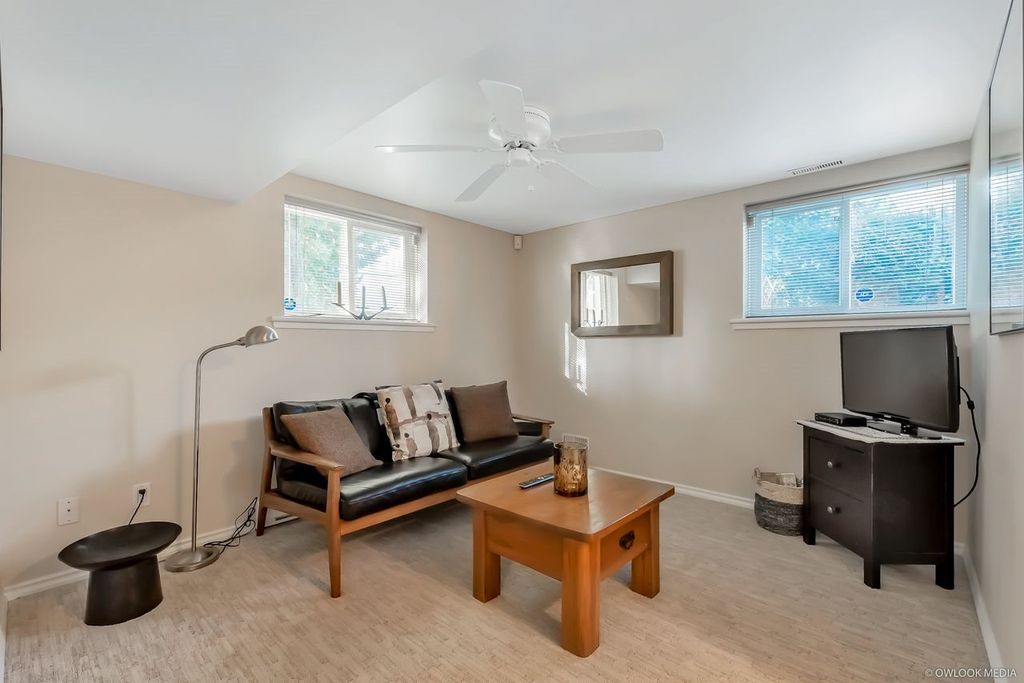 listing image 1109523141520485050