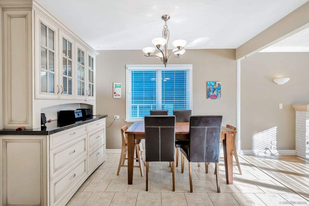 listing image 1108206985738716254