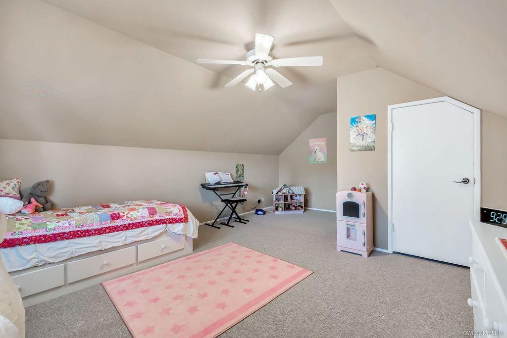 listing image 1105692848099406505