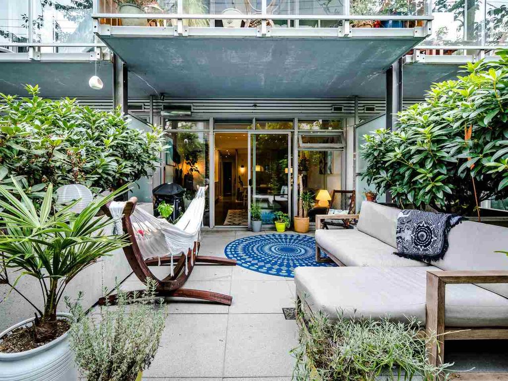 listing image 1109856819715546766