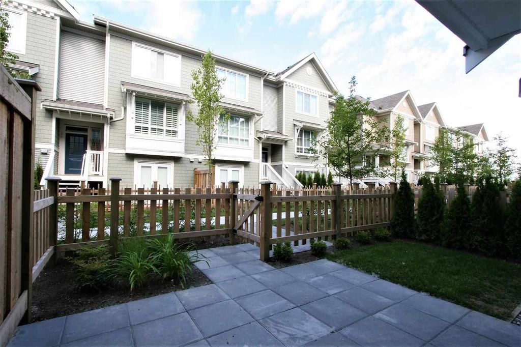 listing image 1100401738310341863