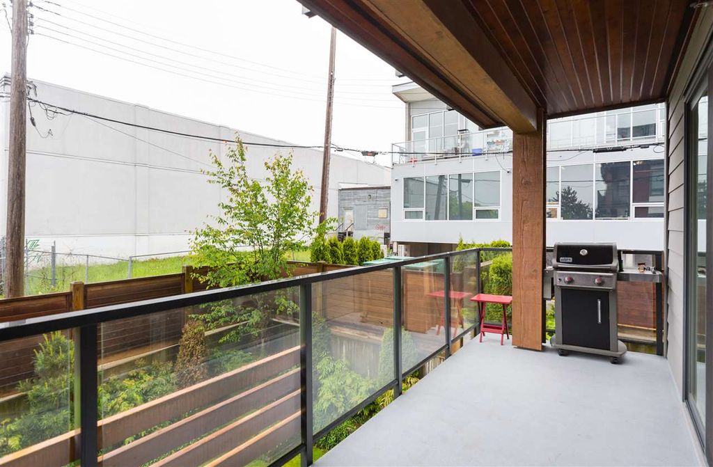 listing image 1109279489044671030