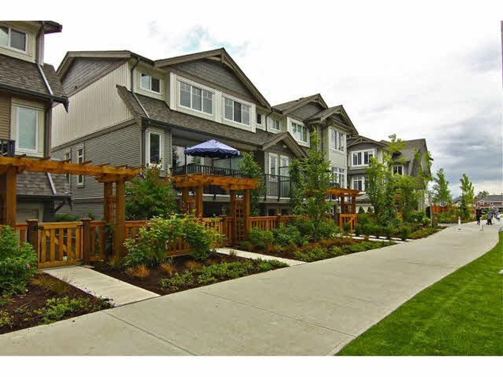 listing image 1107452023402958115