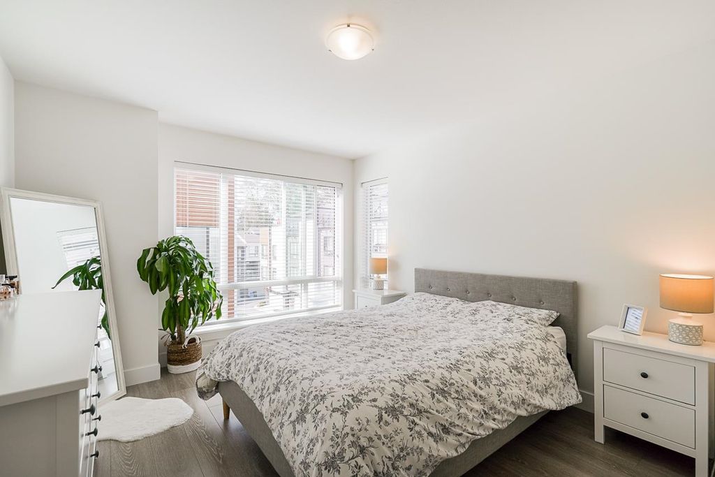 listing image 1108565921116504403