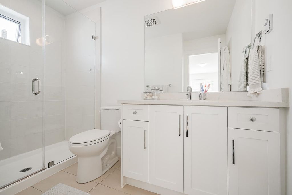 listing image 1104327328428168312