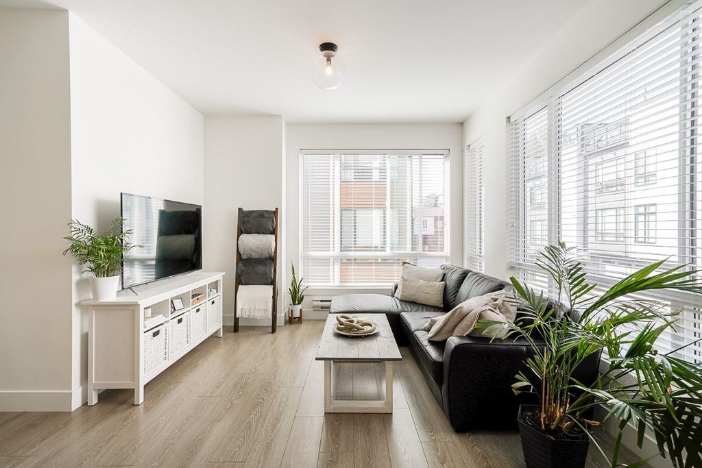 listing image 1102430020368211495