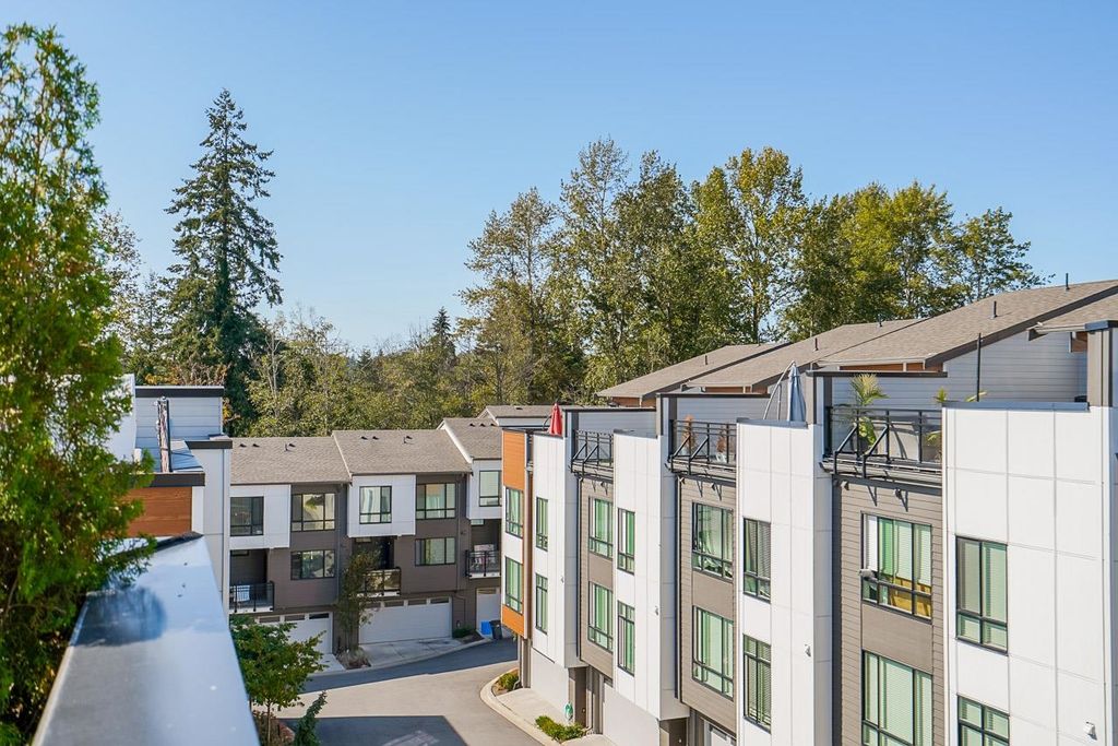 listing image 1104415085605091296