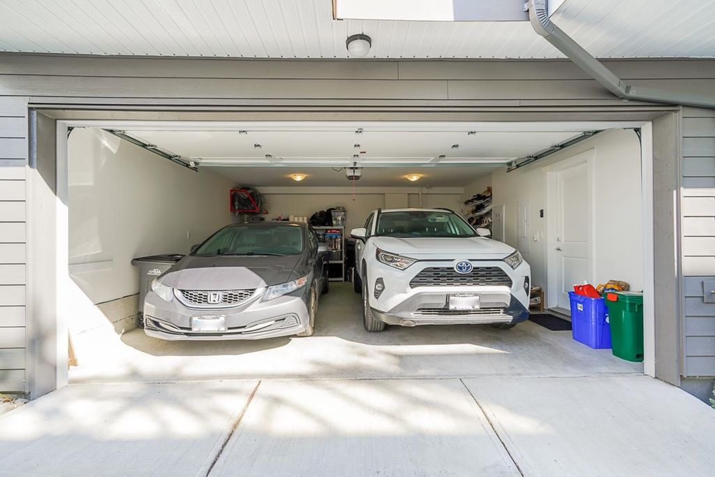 listing image 1102669058836033638