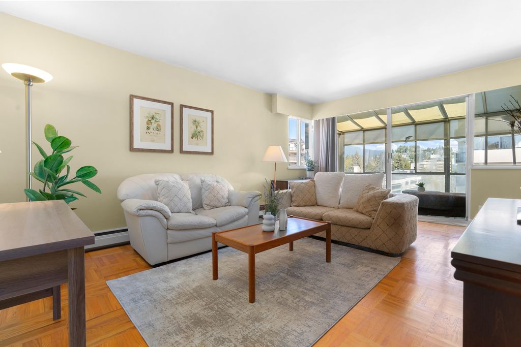 listing image 1100613122201092289