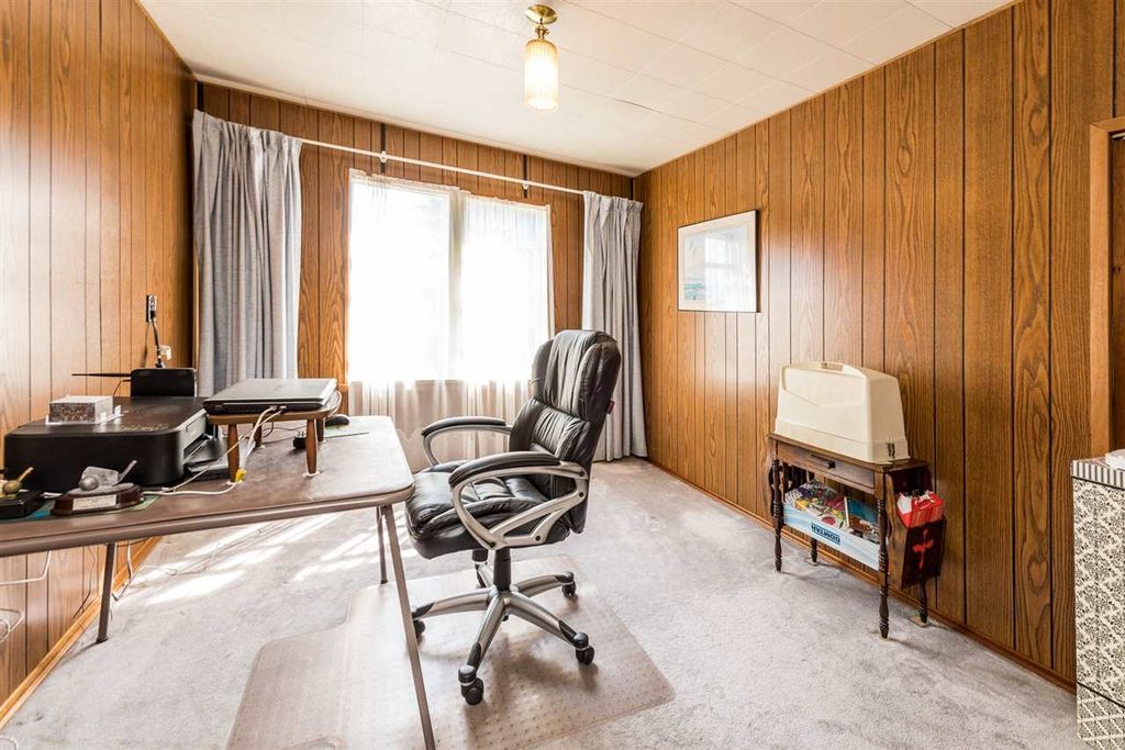 listing image 1106888181314208536